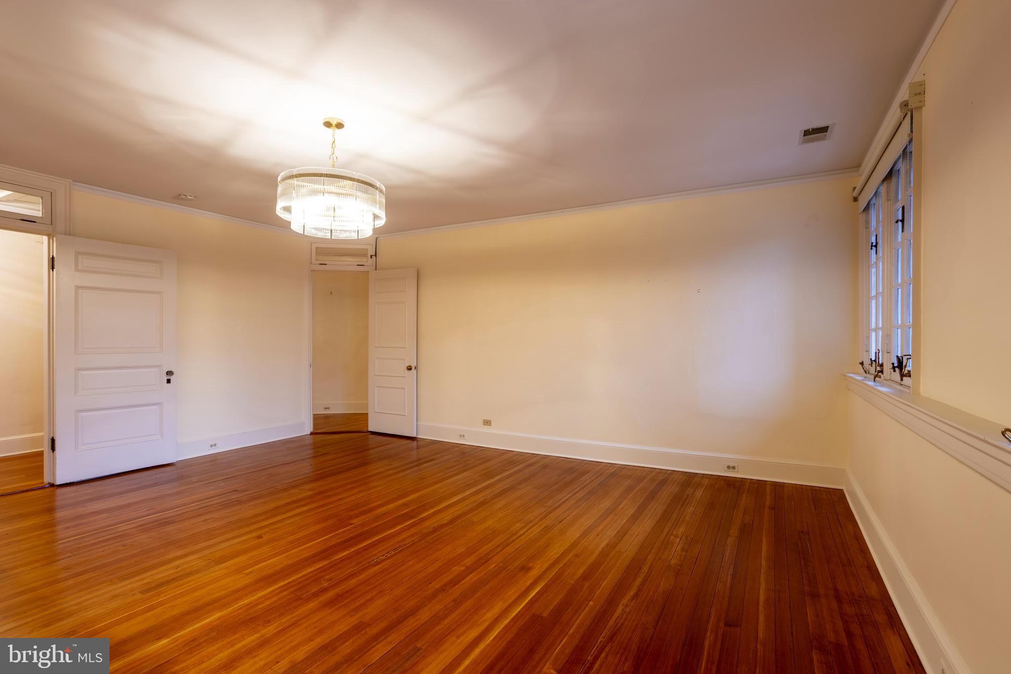 DEVON HILL - Residential