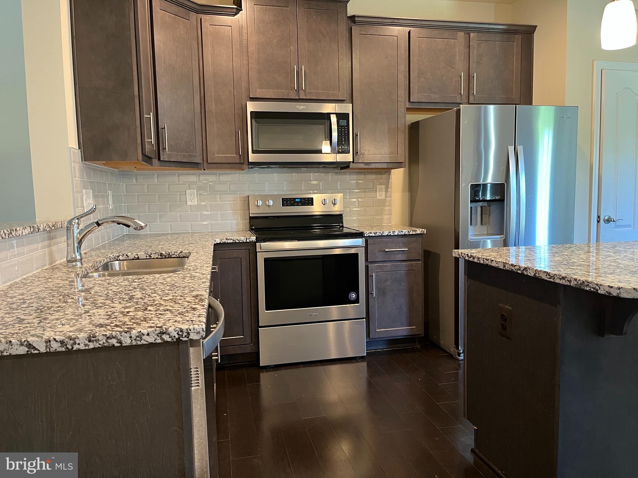 MARTINSBURG STATION - Residential Lease