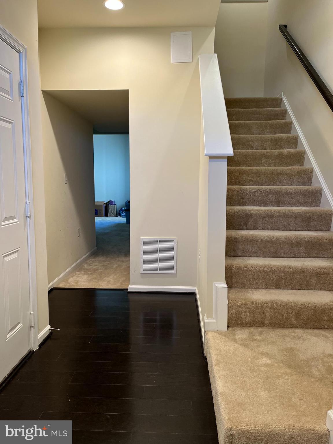 MARTINSBURG STATION - Residential Lease