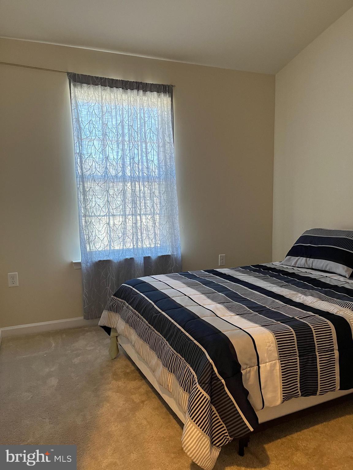 MARTINSBURG STATION - Residential Lease