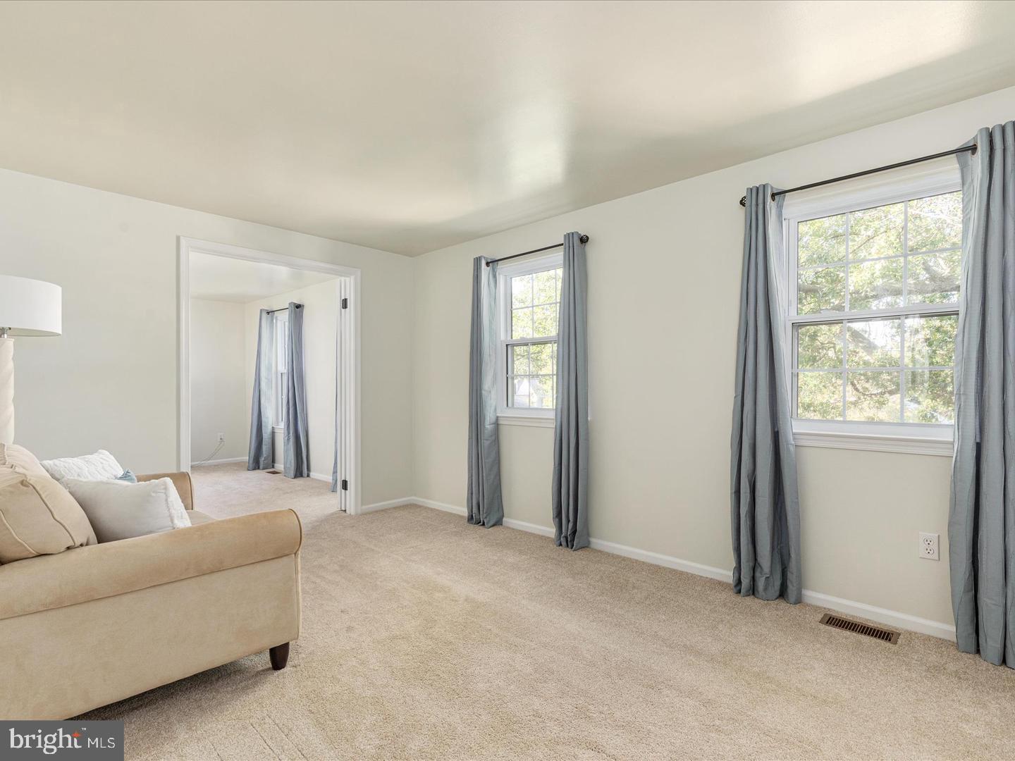 COUNTRYSIDE - Residential