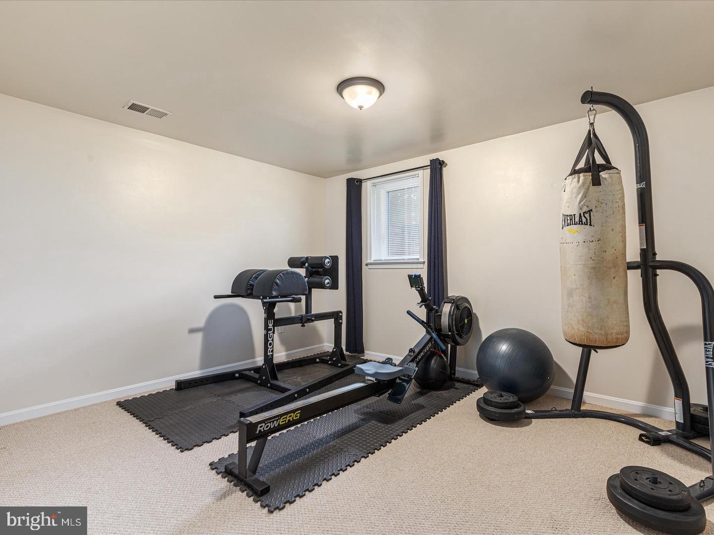 COUNTRYSIDE - Residential