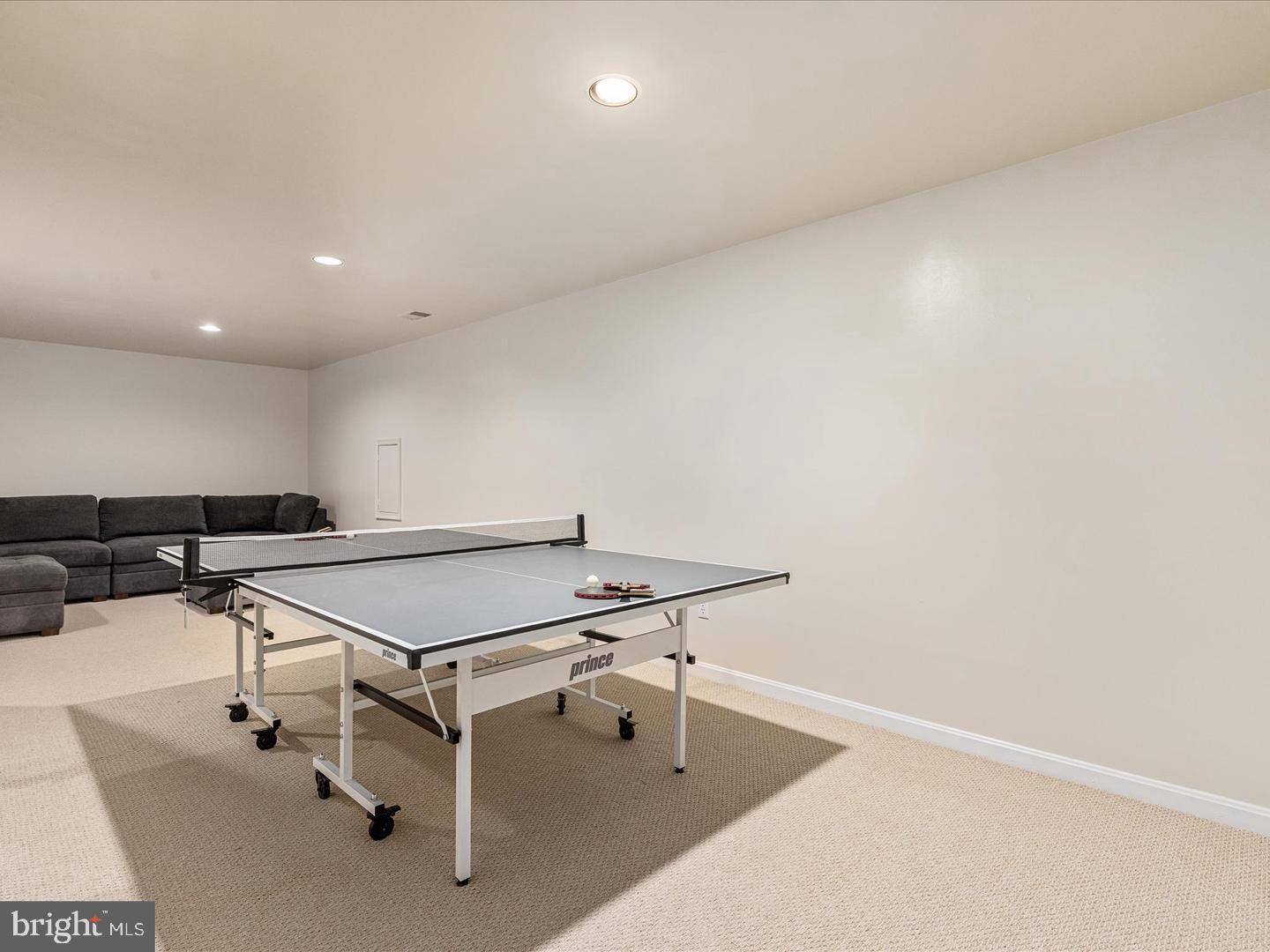 COUNTRYSIDE - Residential