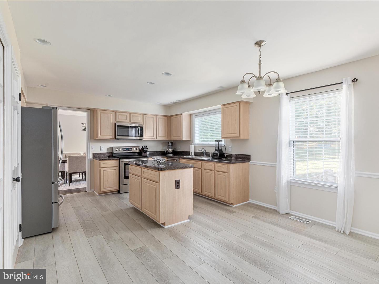 COUNTRYSIDE - Residential