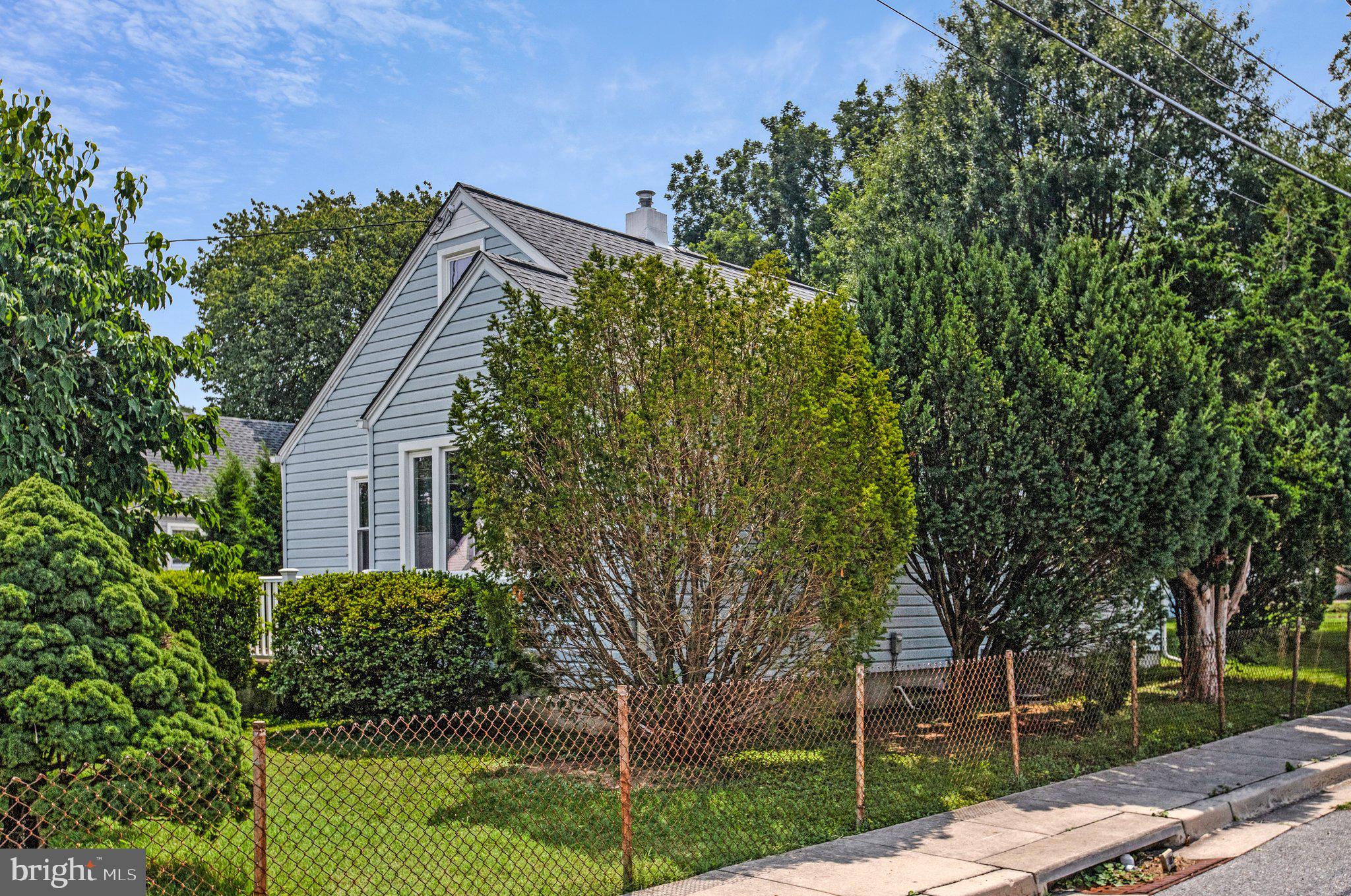 413 LAURA AVENUE