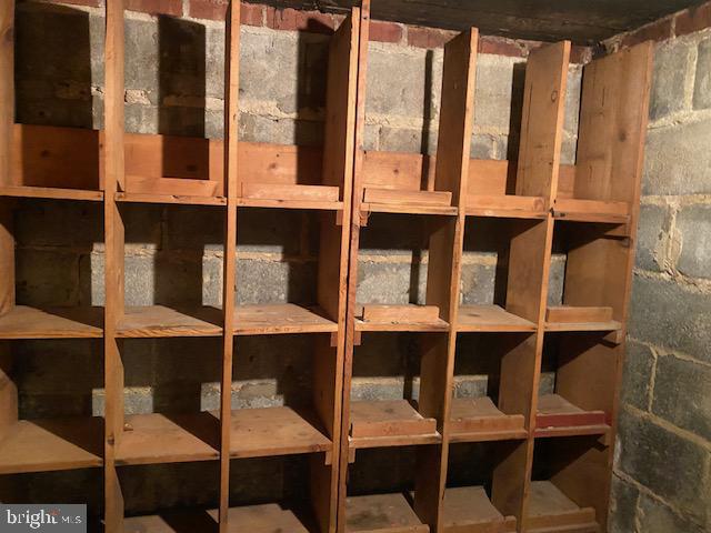 RIGGS MANOR - Residential