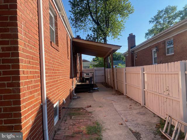 RIGGS MANOR - Residential