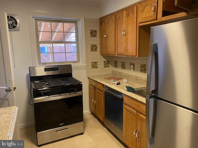 RIGGS MANOR - Residential