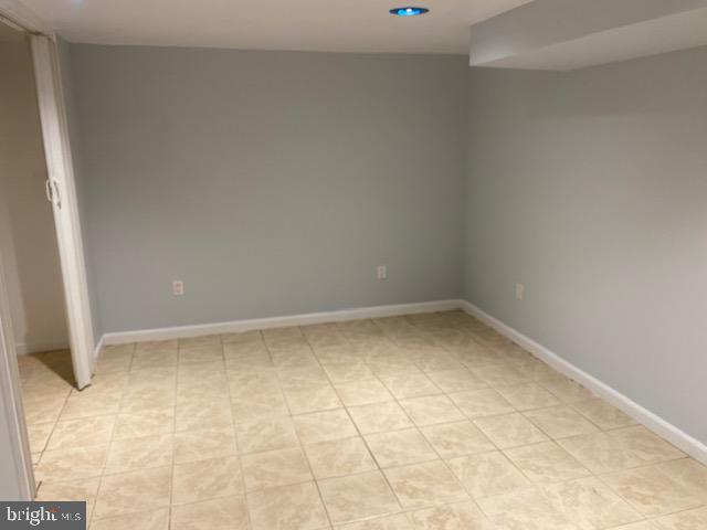 RIGGS MANOR - Residential