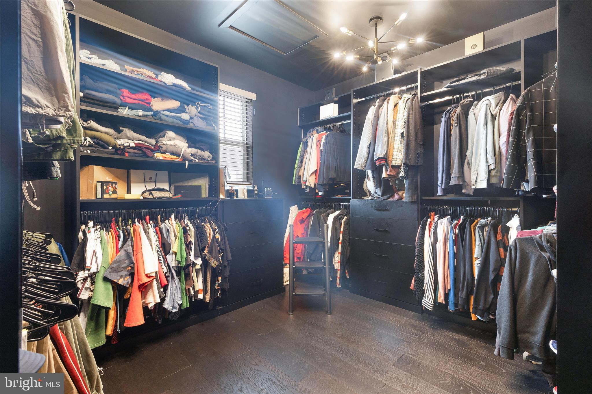 STONEHAVEN - Residential