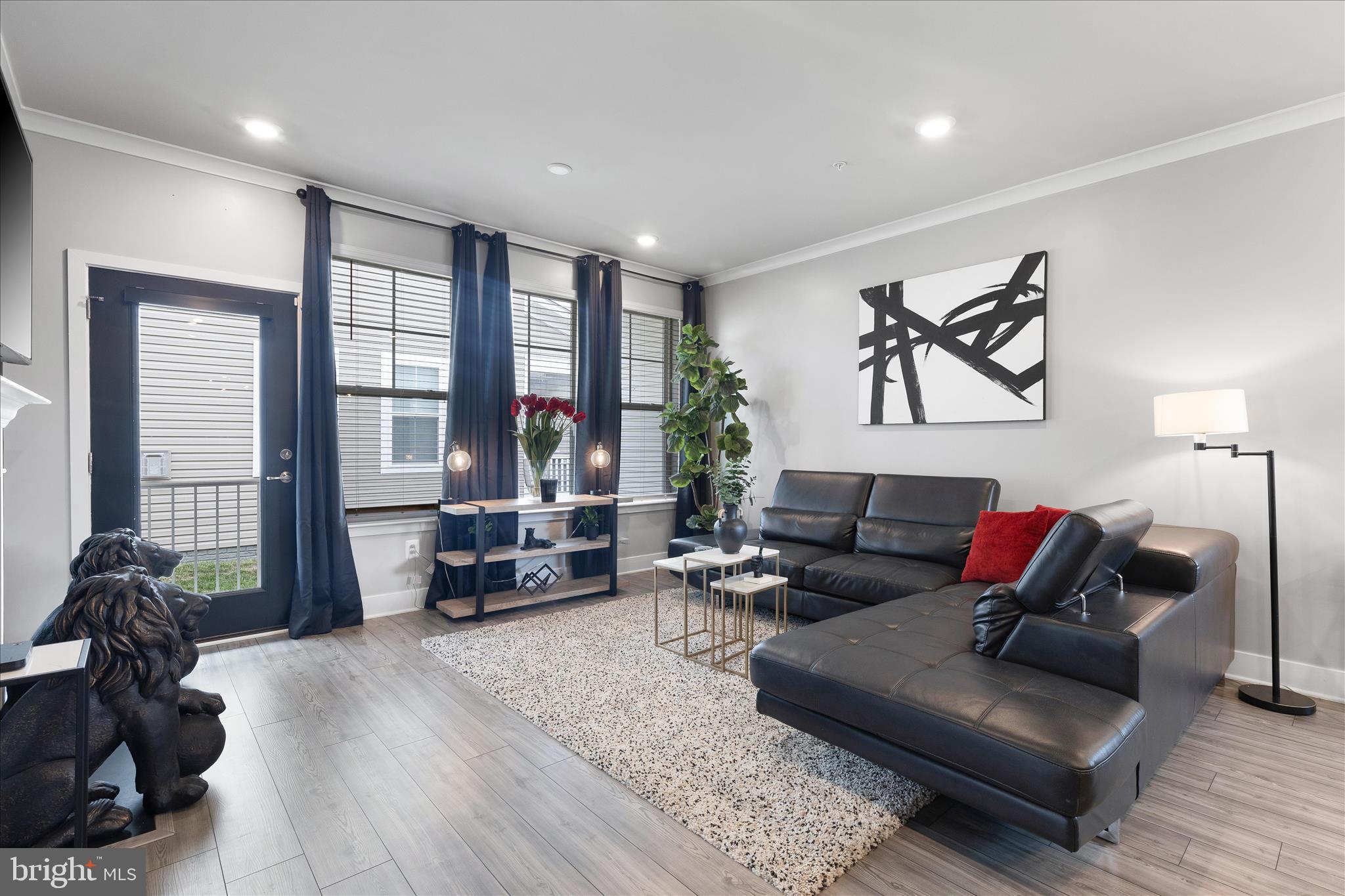 STONEHAVEN - Residential