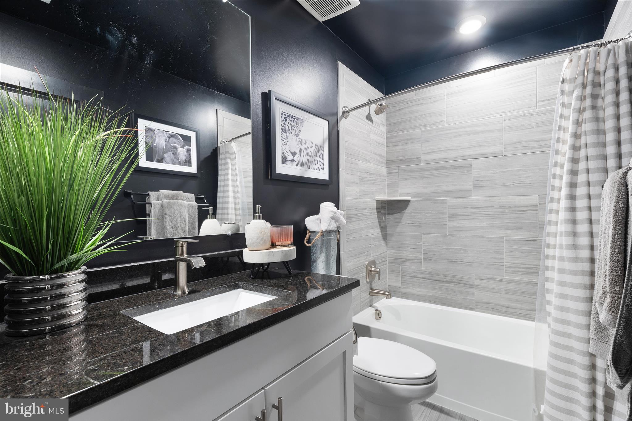 STONEHAVEN - Residential