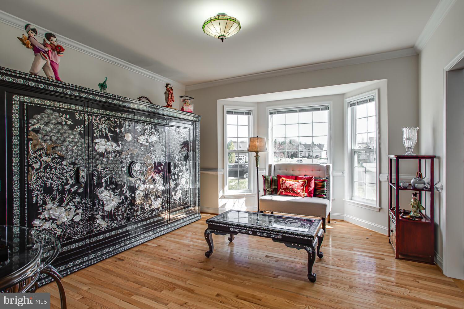 ENGLAND RUN - Residential