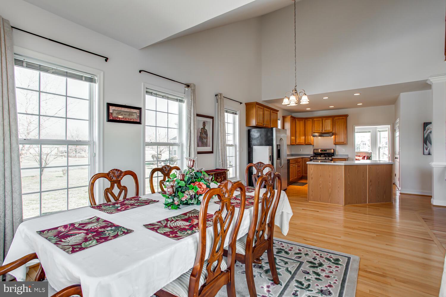 ENGLAND RUN - Residential