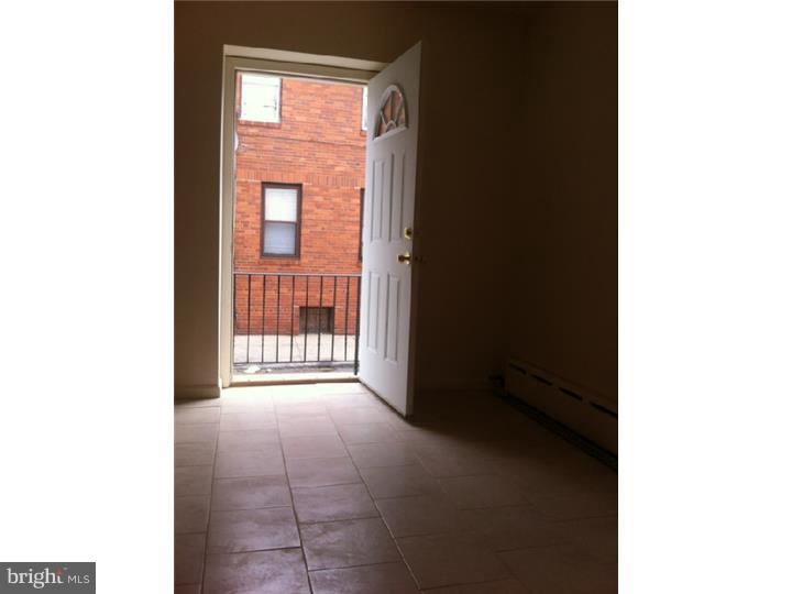 POINT BREEZE - Residential