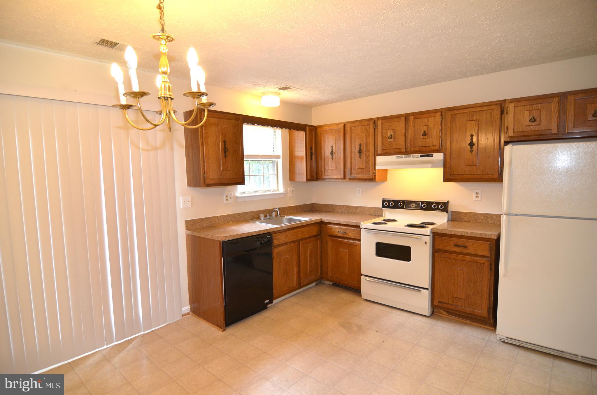 CARROLLS GREEN - Residential Lease