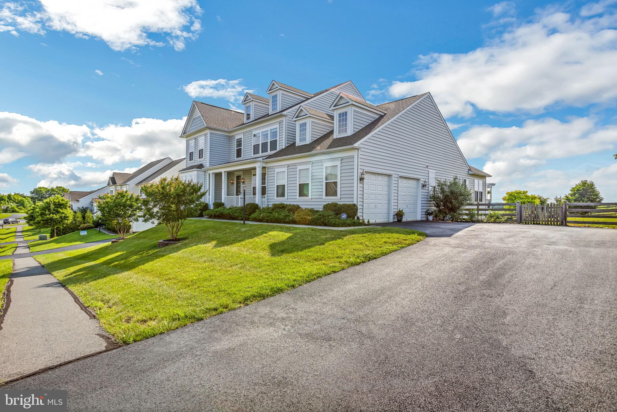 HISTORIC SELMA ESTATES - Residential
