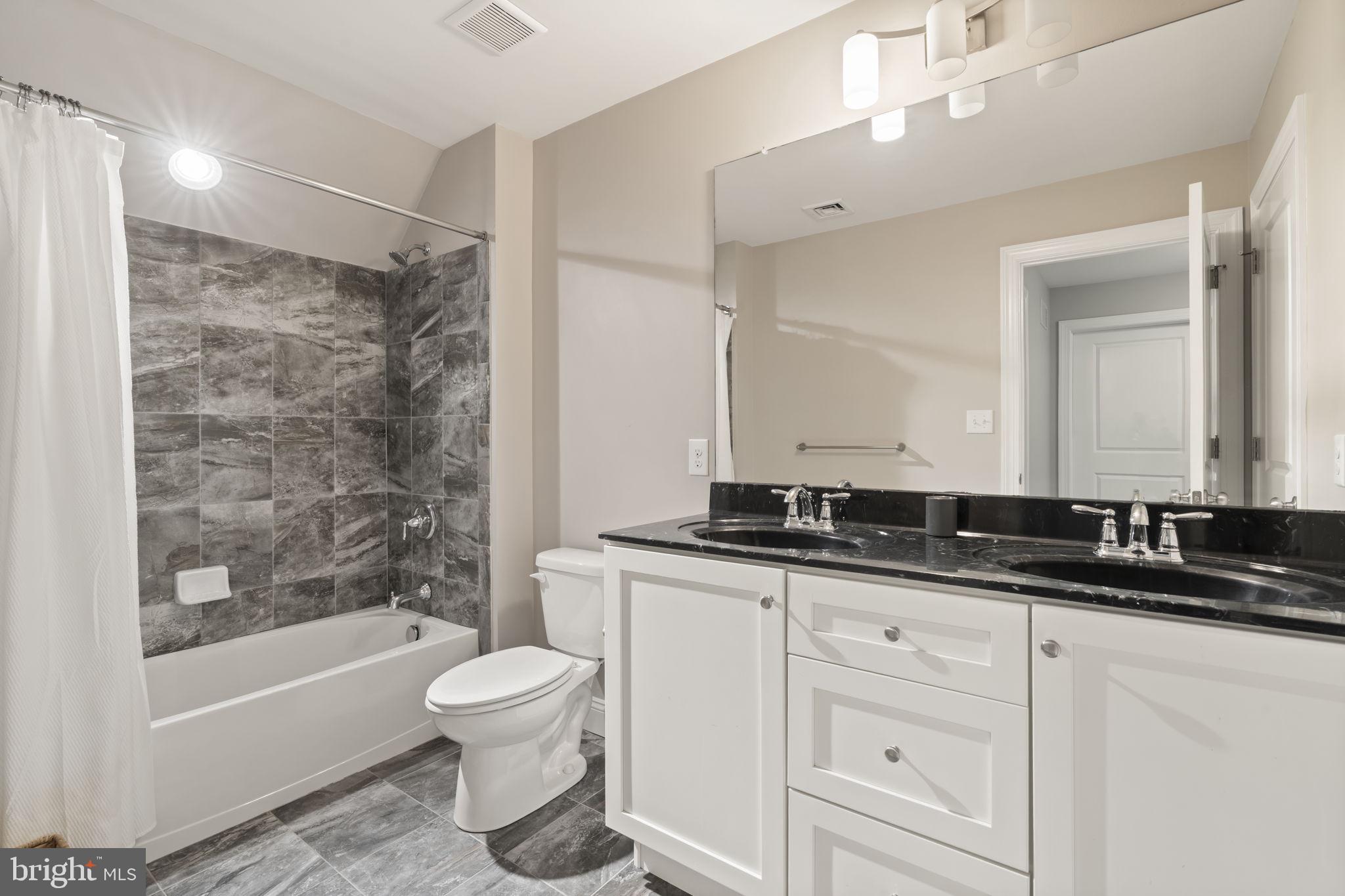 HAVERTOWN - Residential