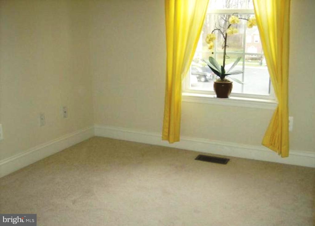 MONMOUTH MEADOWS - Residential