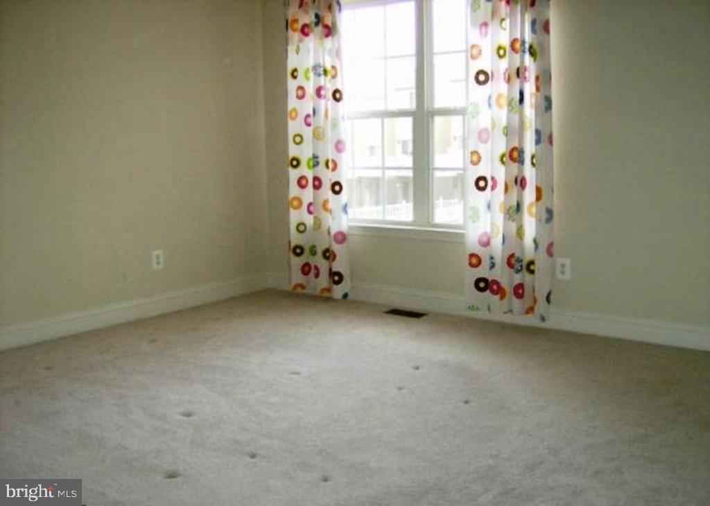 MONMOUTH MEADOWS - Residential