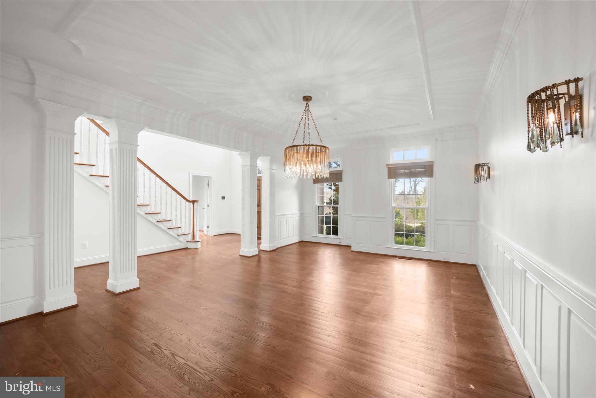 TWIN LAKES - Residential