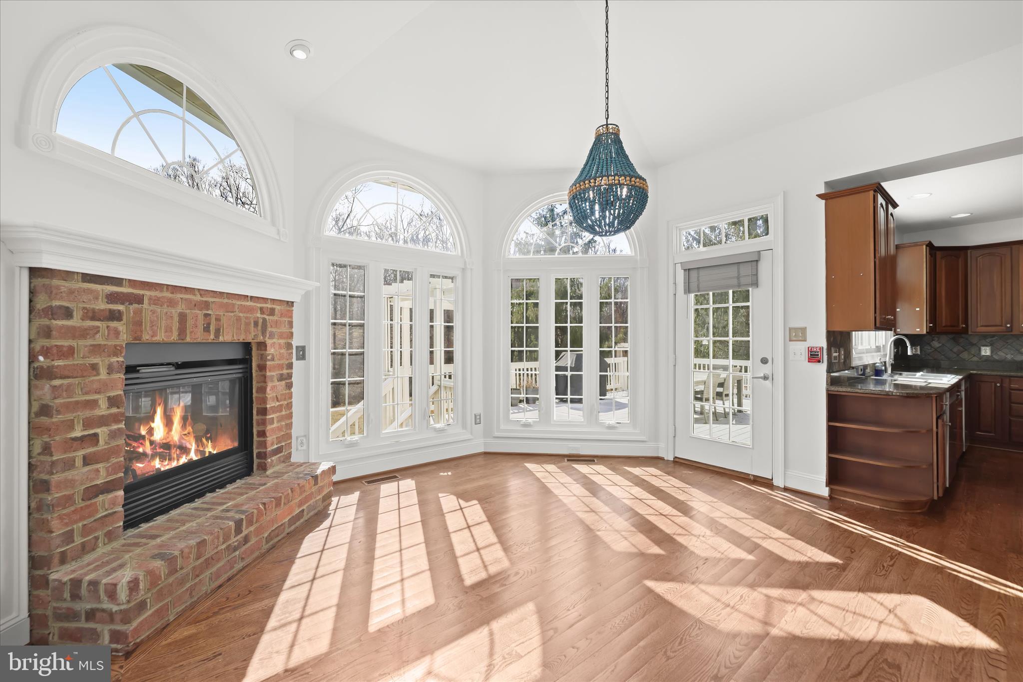 TWIN LAKES - Residential