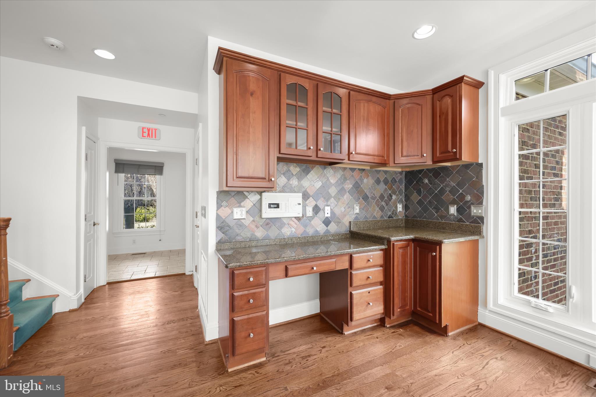 TWIN LAKES - Residential