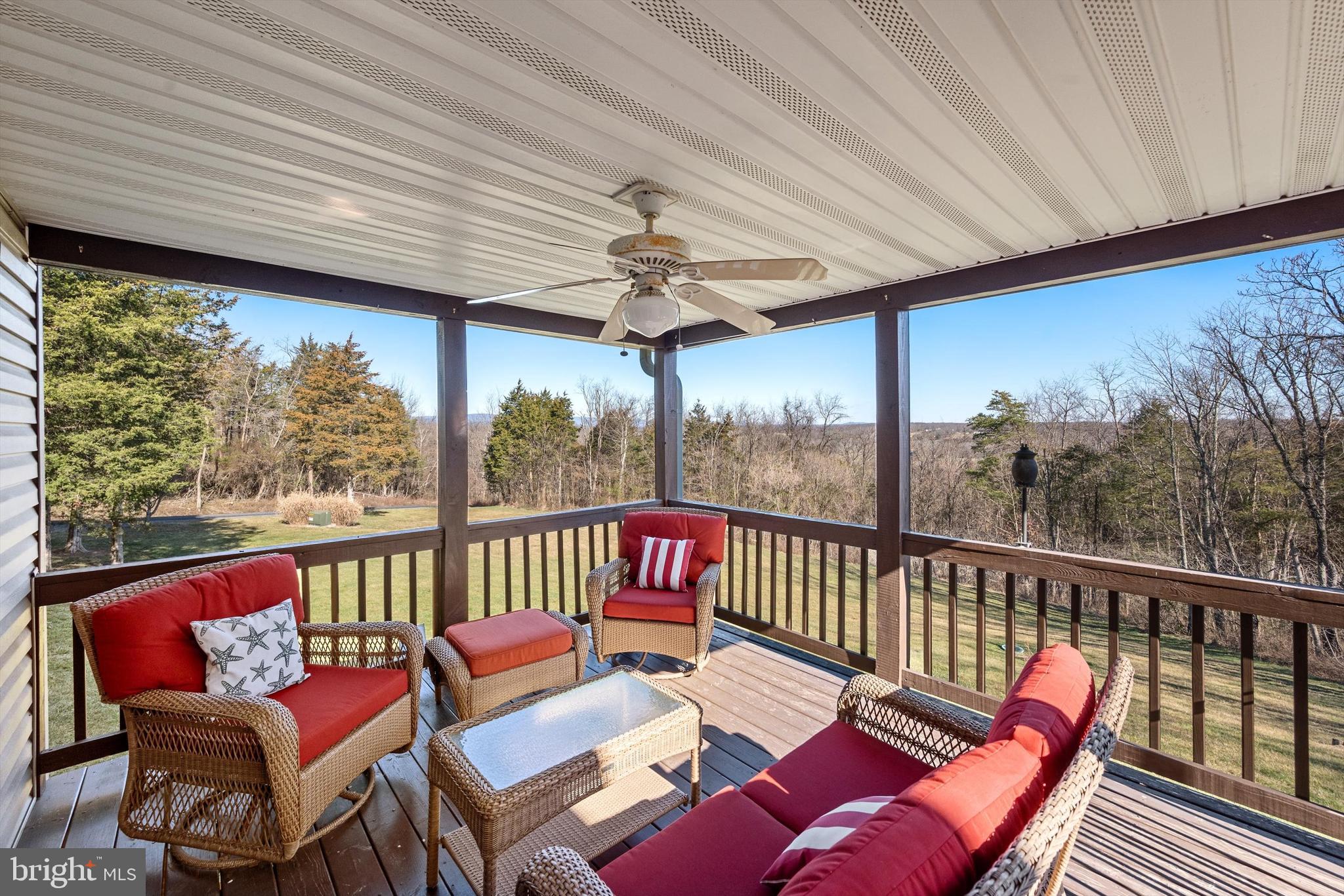 STONEY MOUNTAIN ESTATES - Residential