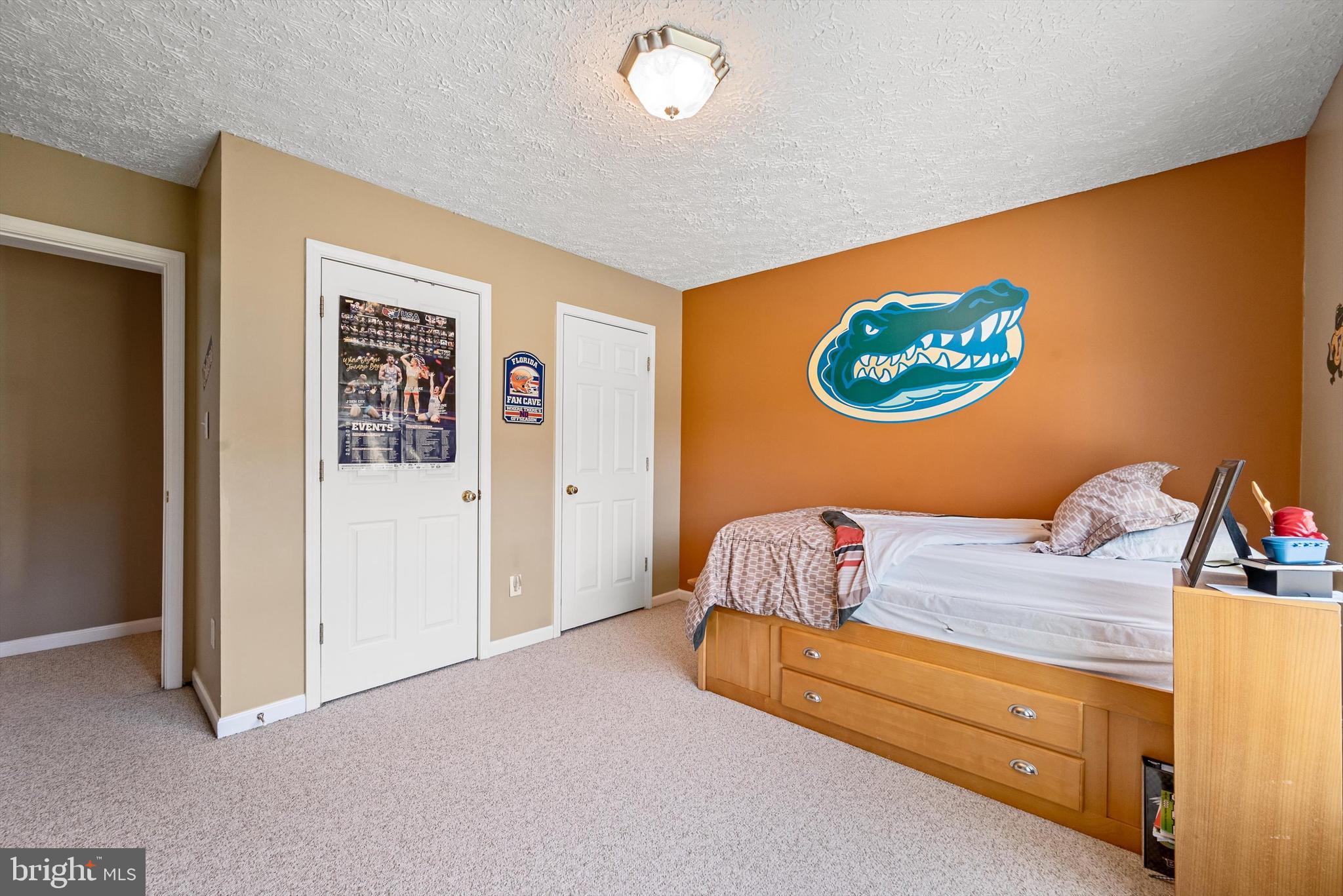 STONEY MOUNTAIN ESTATES - Residential