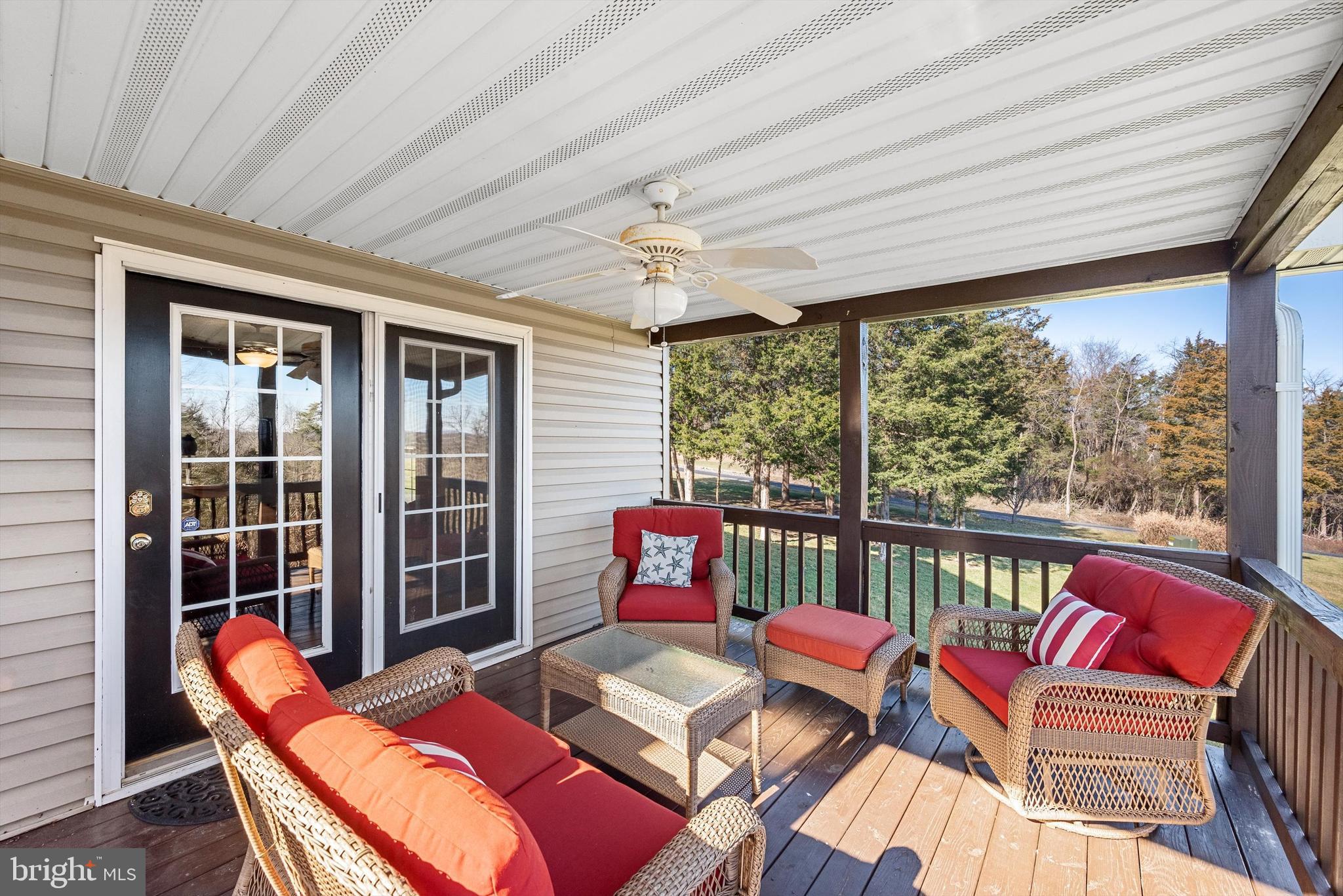 STONEY MOUNTAIN ESTATES - Residential