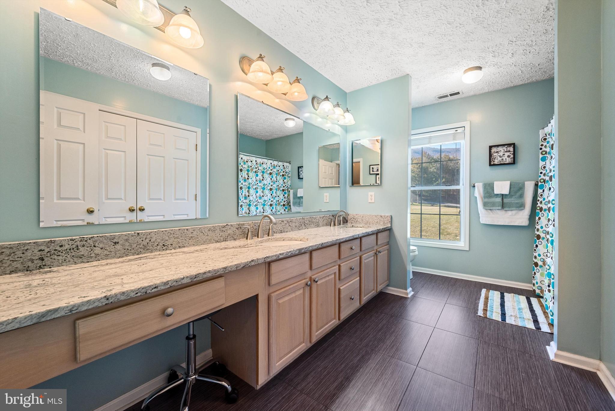 STONEY MOUNTAIN ESTATES - Residential