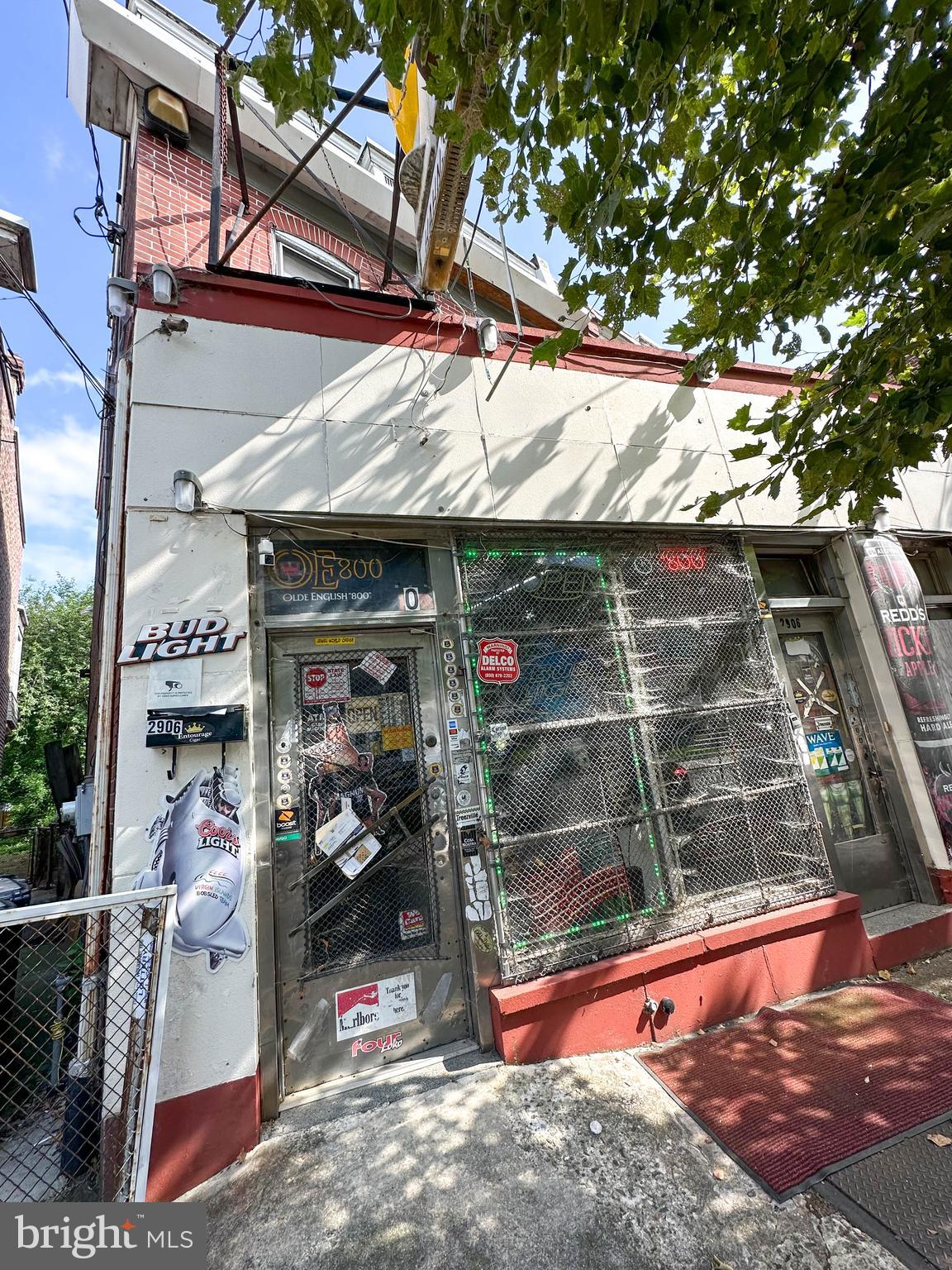 2904 - 2906 N MARKET STREET