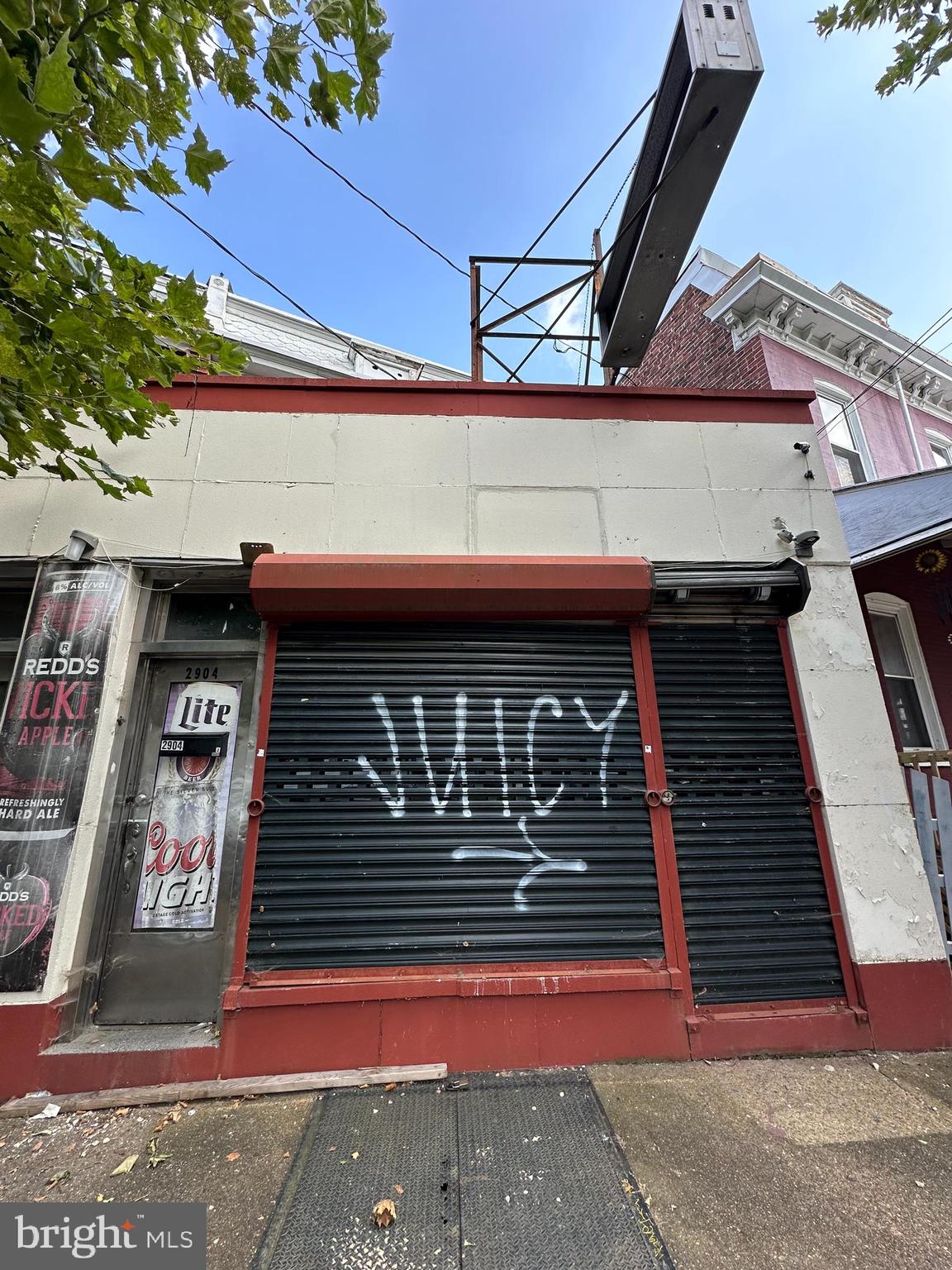 2904 - 2906 N MARKET STREET