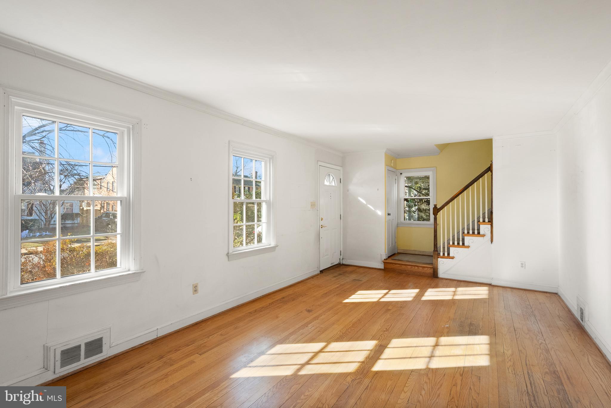 LEE HEIGHTS - Residential