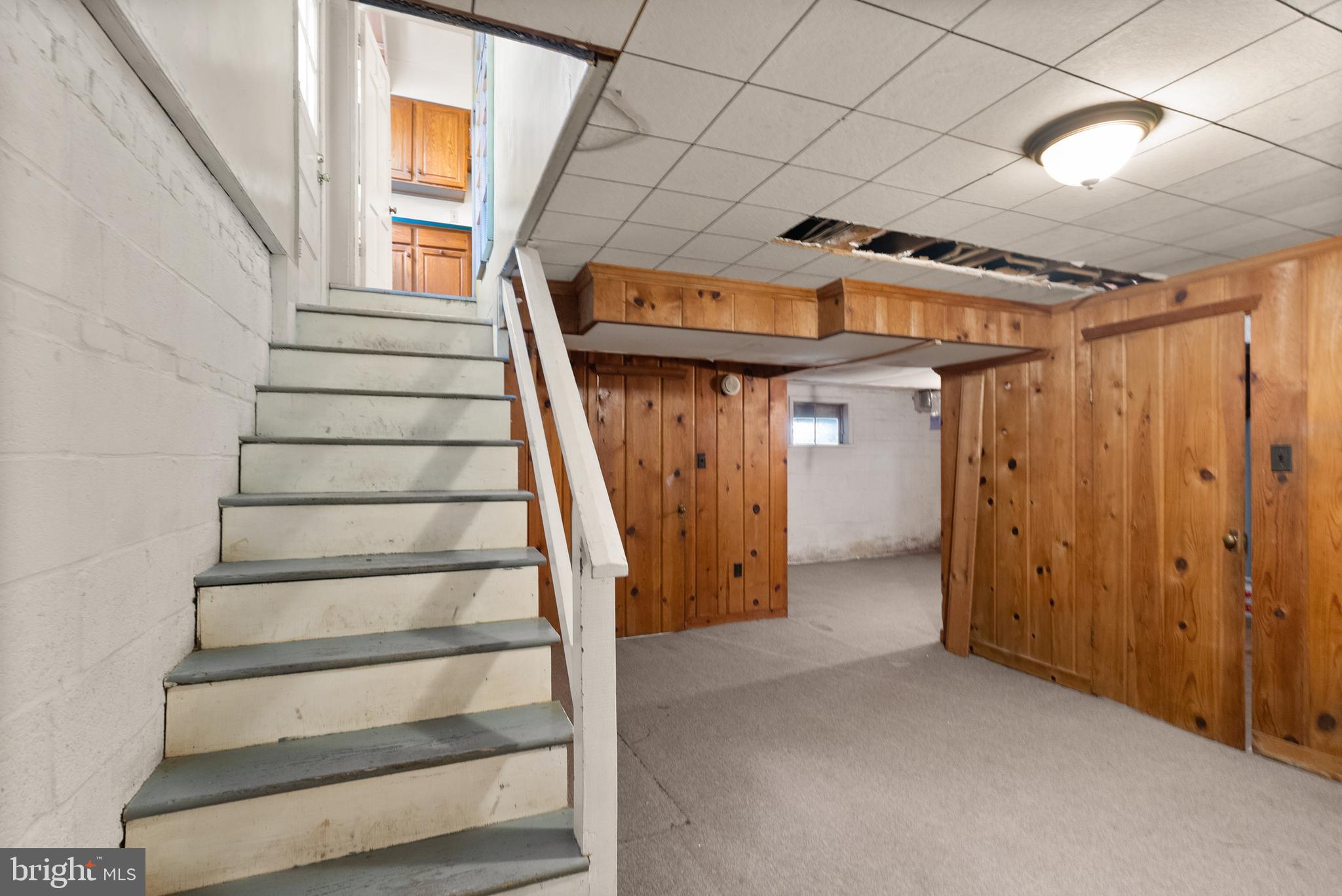 LEE HEIGHTS - Residential