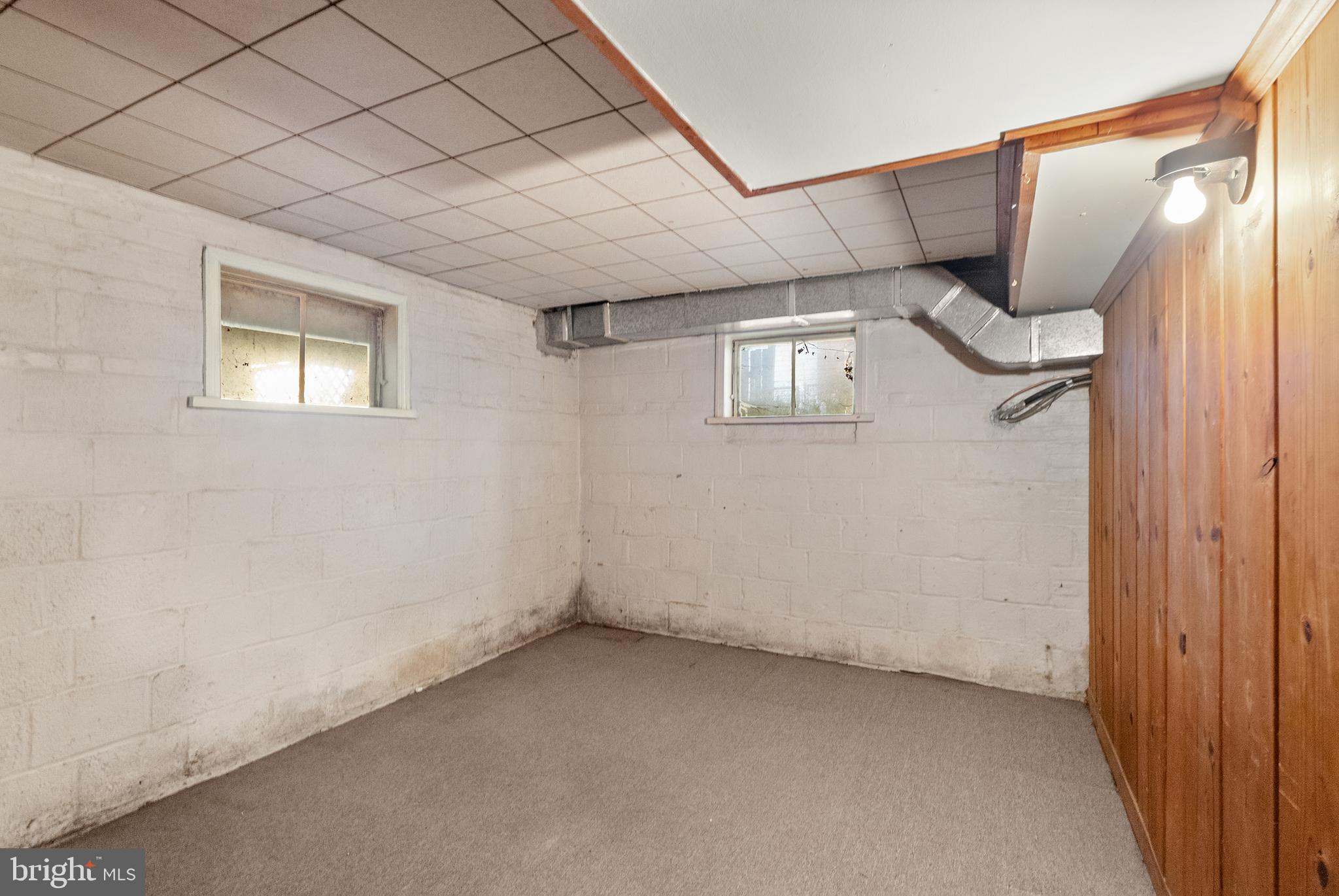 LEE HEIGHTS - Residential