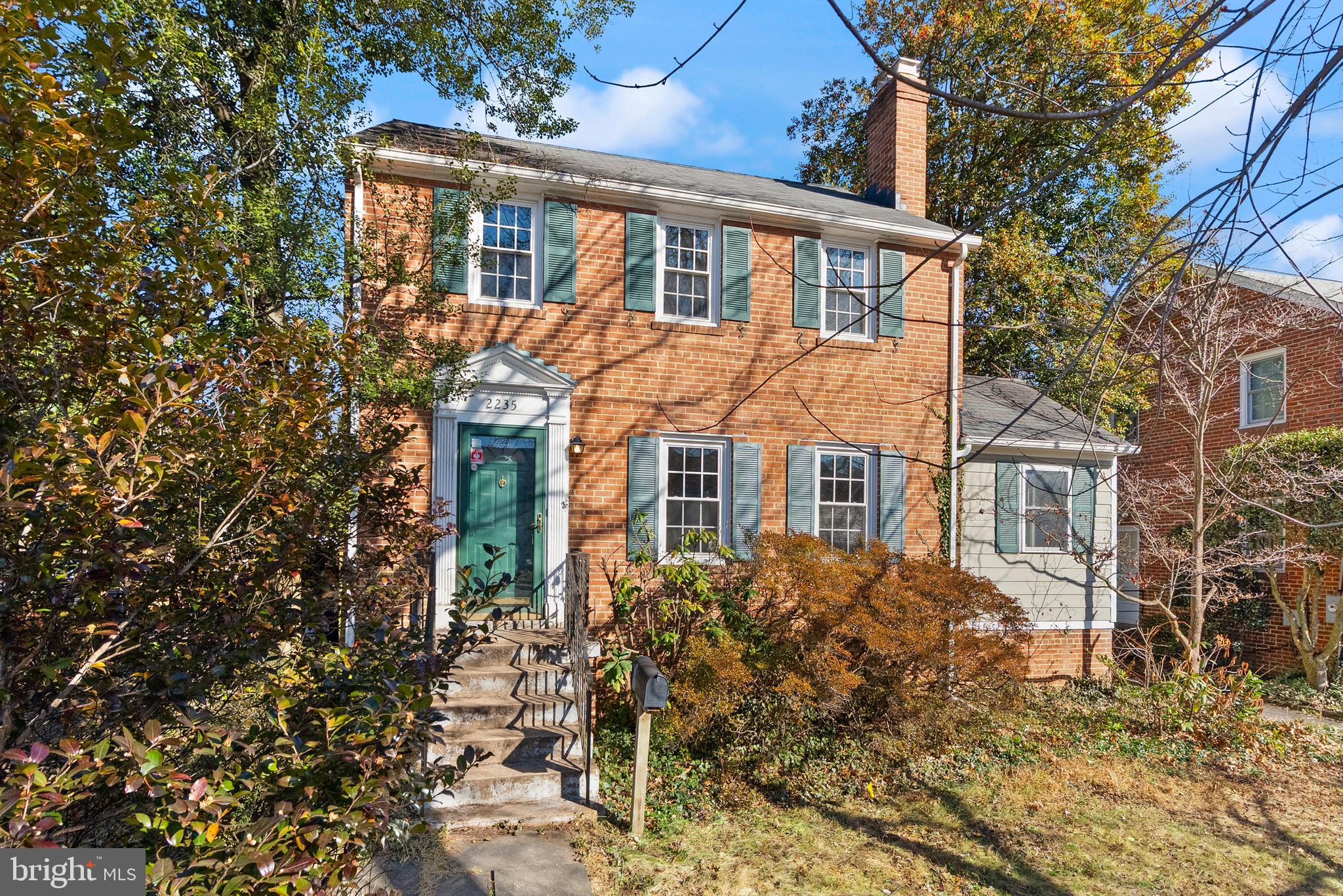 LEE HEIGHTS - Residential