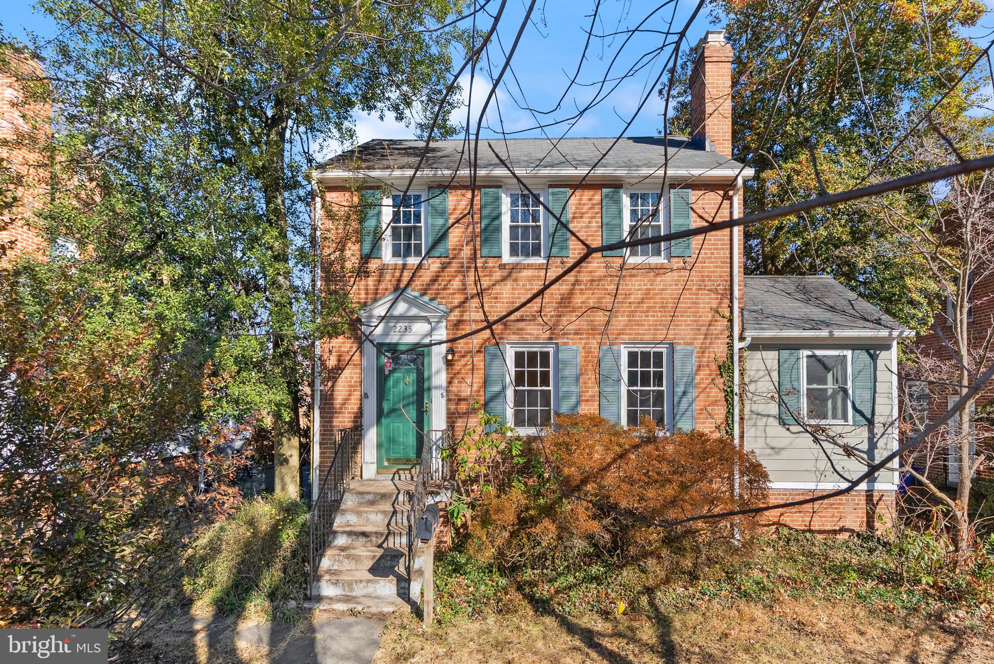 2235 N COLUMBUS STREET