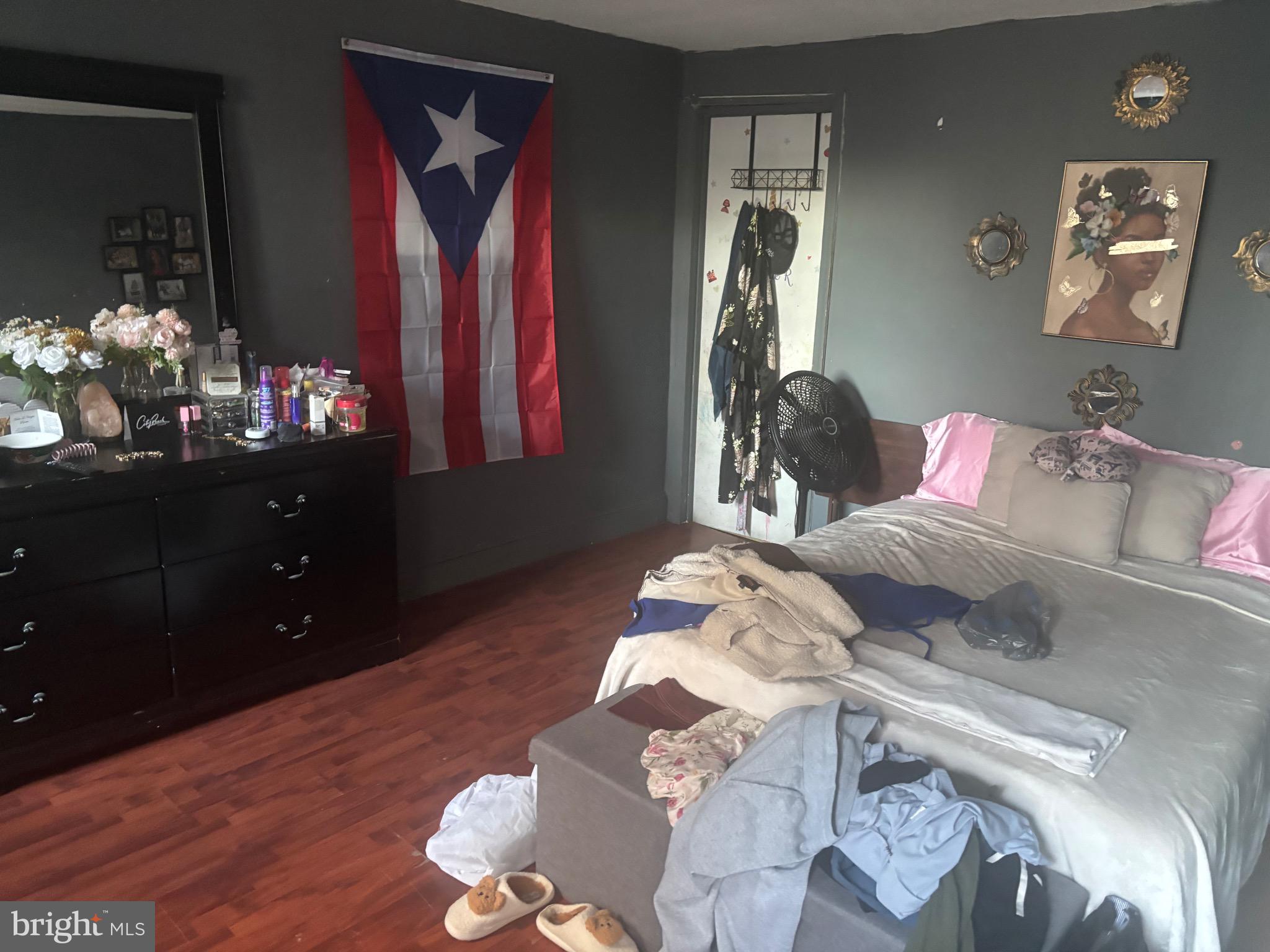 NORRIS SQUARE - Residential