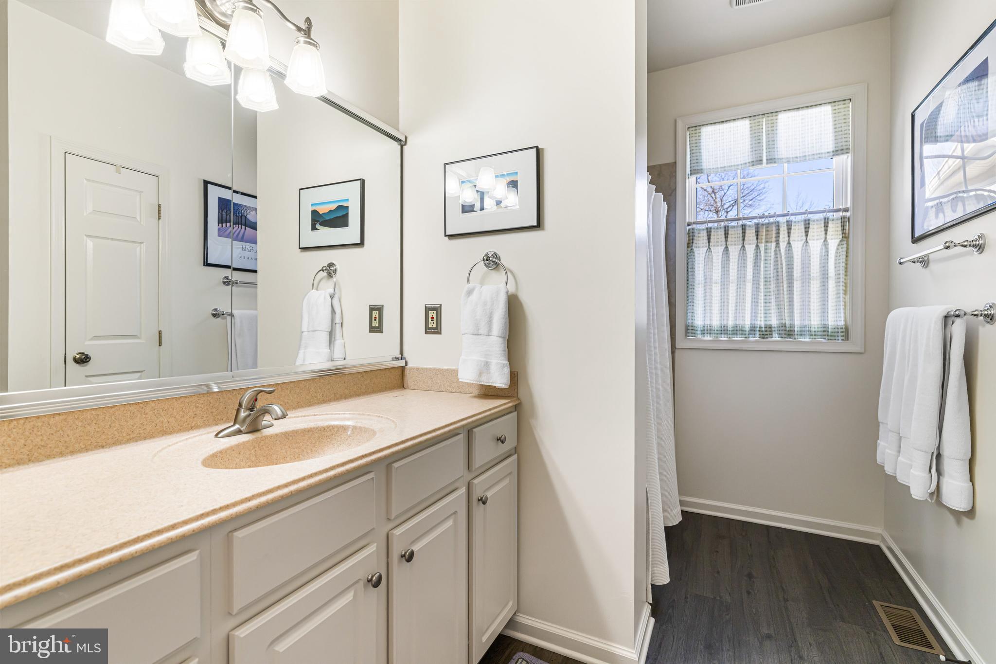 FOREST CREEK - Residential