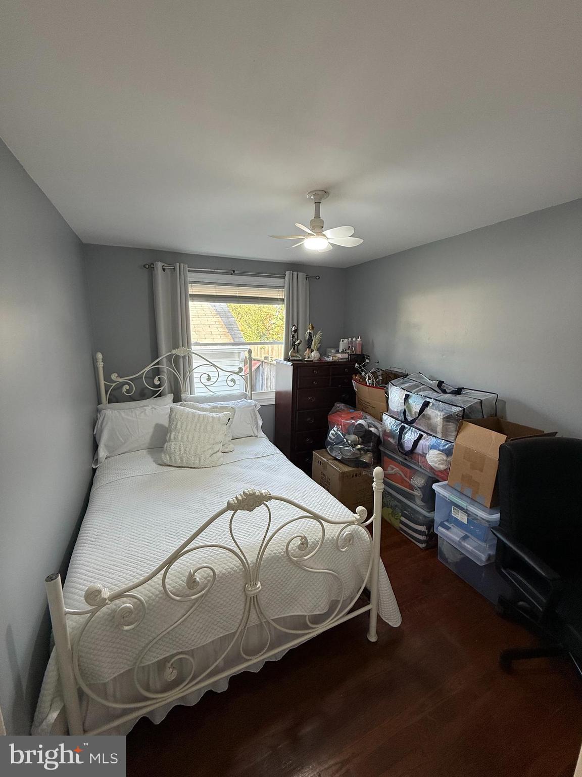 ADELPHI MANOR - Residential Lease