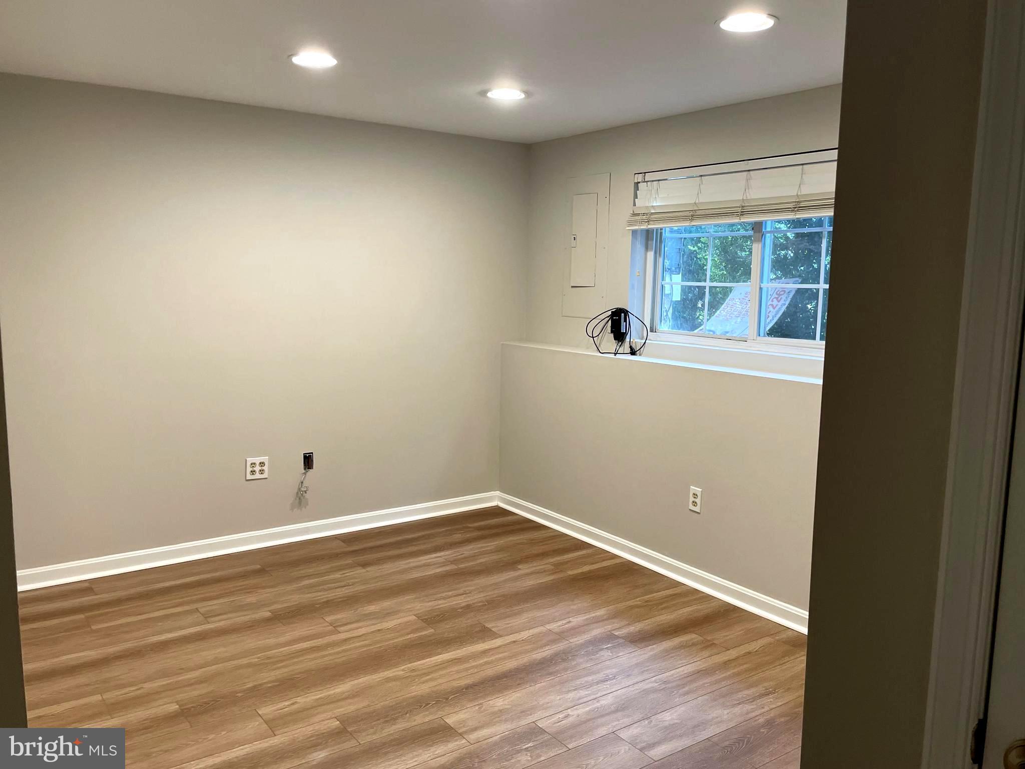 BARKSDALE - Residential Lease