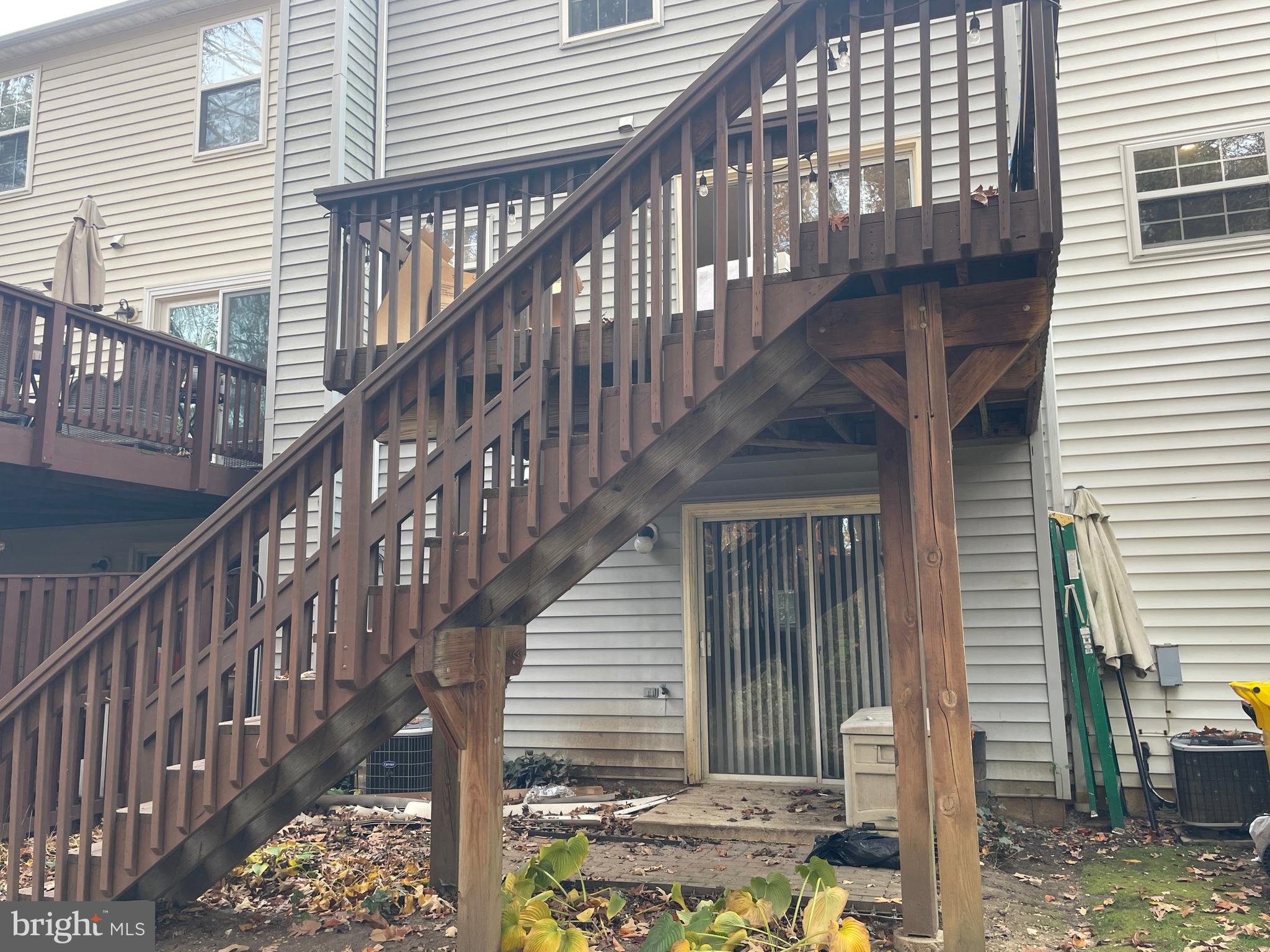 BARKSDALE - Residential Lease