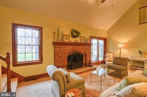 OLDE FIELD - Residential