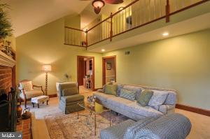 OLDE FIELD - Residential