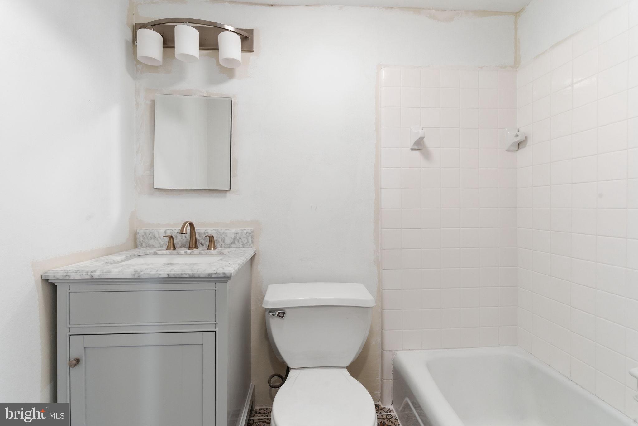 WASHINGTON SQ WEST - Residential