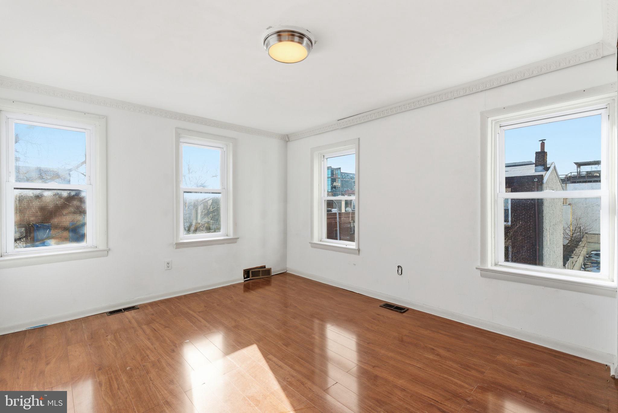 WASHINGTON SQ WEST - Residential