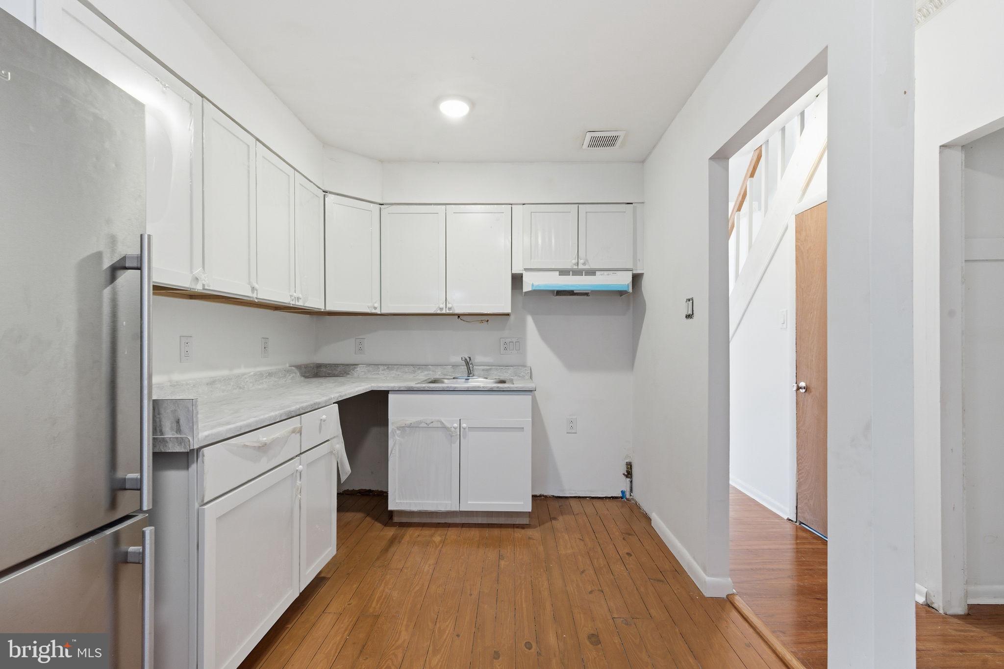 WASHINGTON SQ WEST - Residential