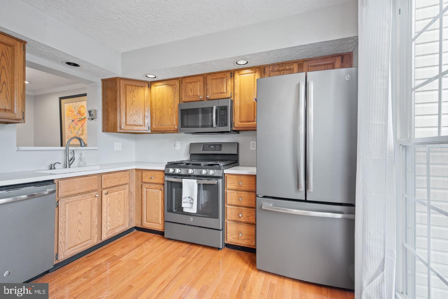 STUART MECHANIC - Residential Lease