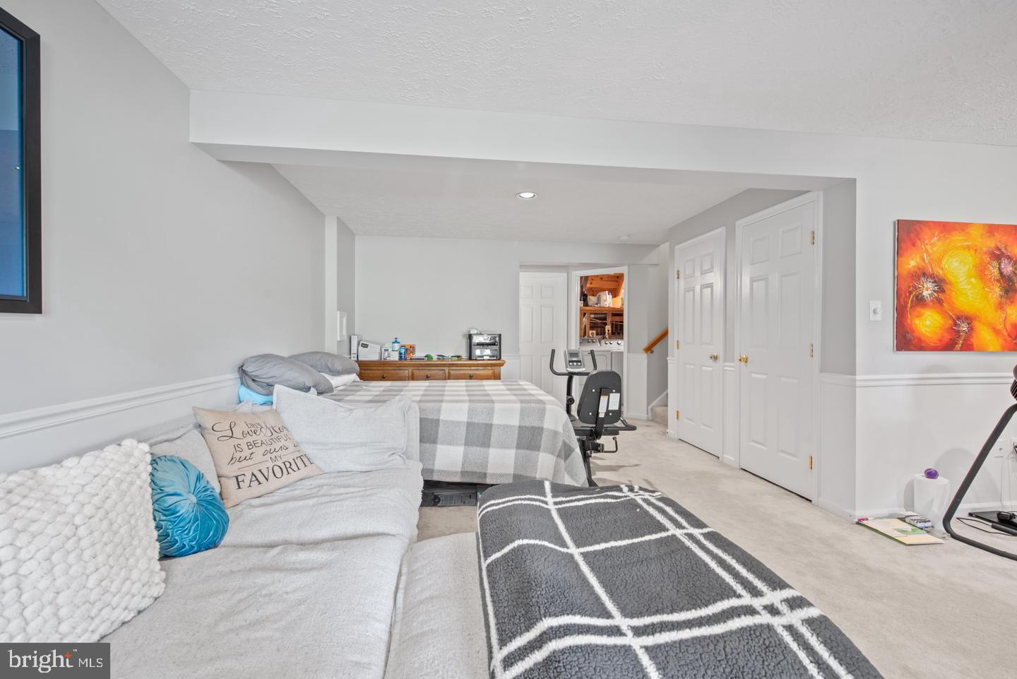 STUART MECHANIC - Residential Lease